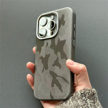 Capa Magnética de Couro Camuflado de Luxo à Prova de Choque para iPhone 17 Pro Max 16 15 14 13 12 com Suporte para Carregamento Sem Fio MagSafe