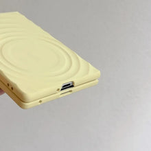 Capa Magnética de PC com Design Moderno e Textura Suave para Samsung Galaxy Z Fold 8, Compatível com Carregamento Sem Fio MagSafe, Acabamento Fosco e Proteção.