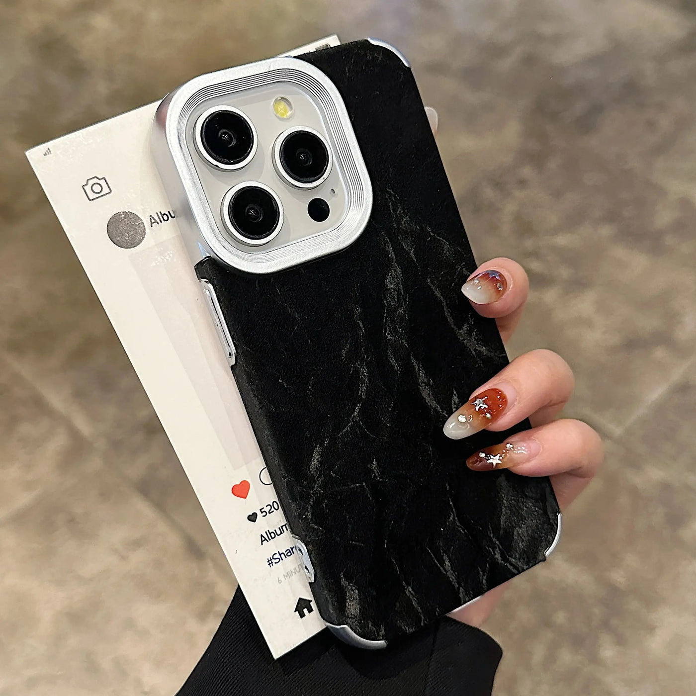 Neve montanha veludo pano tecido caso para iphone 17 ar 16 15 14 plus 13 12 11 pro max à prova de choque couro estético fosco capa