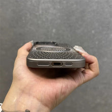 Capa Magnética Antichoque Fosca Cinza Titânio com Dissipação de Calor para iPhone 16 15 14 13 12 Pro Max MagSafe