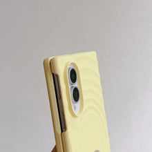 Capa Magnética de PC com Design Moderno e Textura Suave para Samsung Galaxy Z Fold 8, Compatível com Carregamento Sem Fio MagSafe, Acabamento Fosco e Proteção.