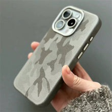 Capa Magnética de Couro Camuflado de Luxo à Prova de Choque para iPhone 17 Pro Max 16 15 14 13 12 com Suporte para Carregamento Sem Fio MagSafe